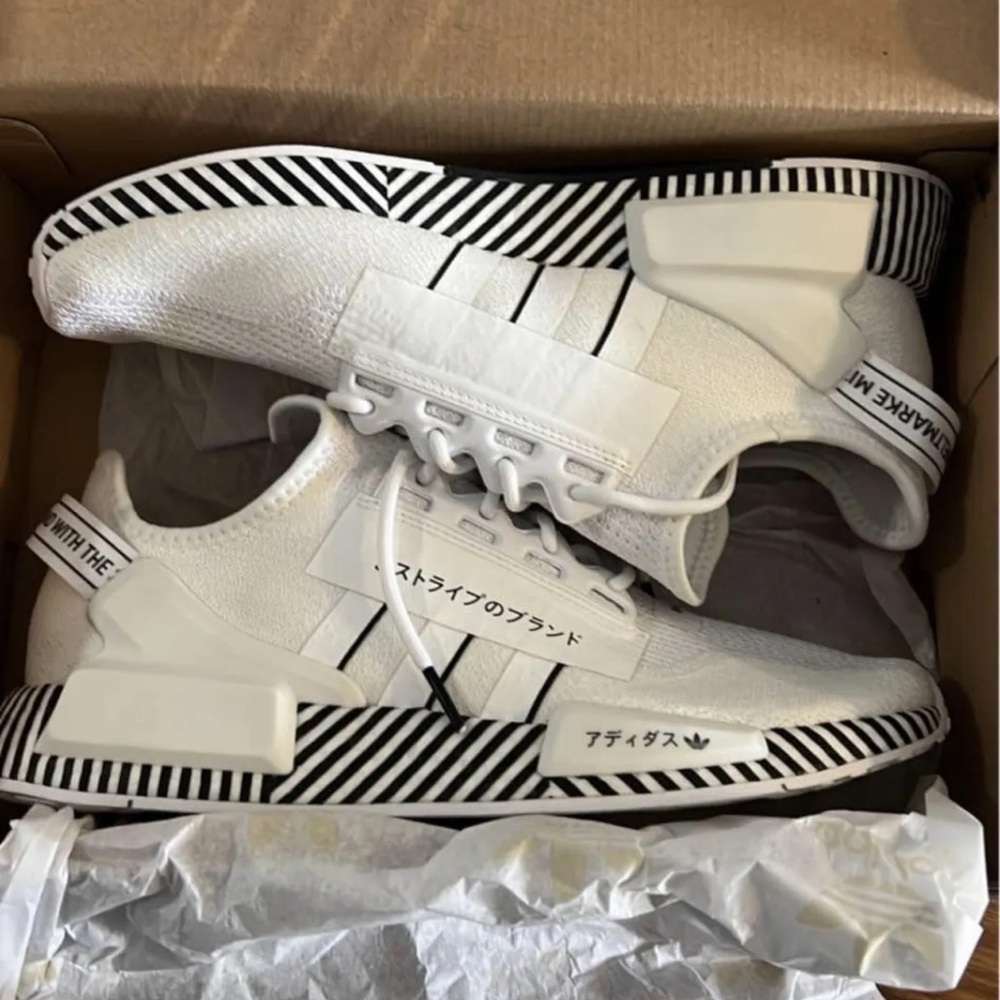 Adidas NMD R1 V2 Dazzle Pack - Cloud White 2020